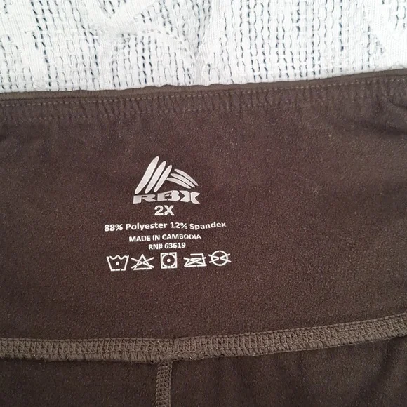 RBX YOGA PANTS SIZE- 2X COLOR- GREEN CAMO - Picture 4 of 5